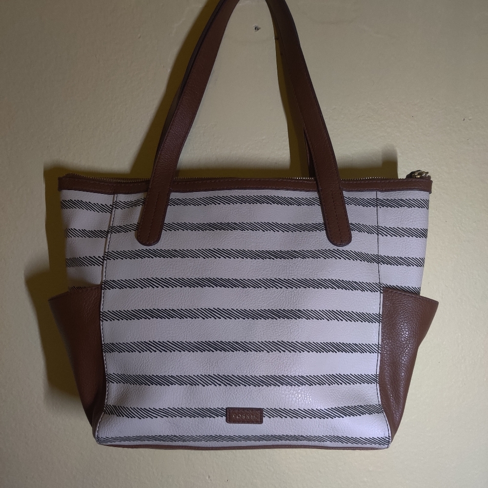 Fossil leather handbag